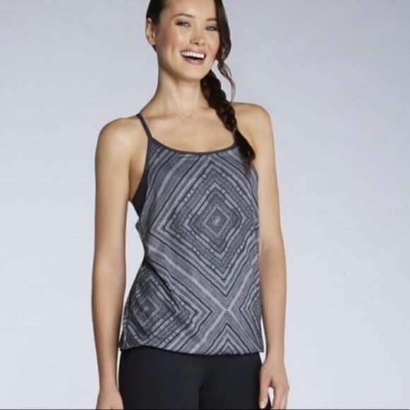 FABLETICS Tank Bra Sz S Norwalk Taos Print NWT Workout - Picture 3 of 11
